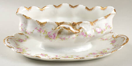 Schleiger 341D Gravy Boat with Attached Underplate