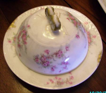 Schleiger 342 Round Covered Butter