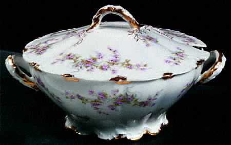 Schleiger 342G Tureen &  Lid
