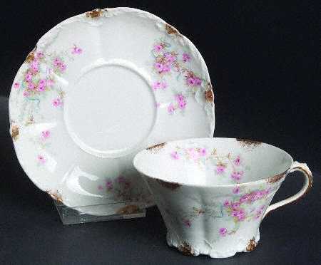Schleiger 342G Flat Cup & Saucer Set