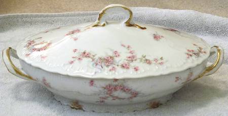Schleiger 342o Oval Covered Vegetable