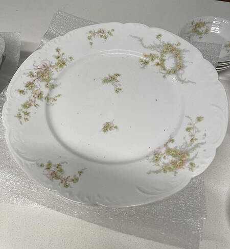 Schleiger 342q Dinner Plate