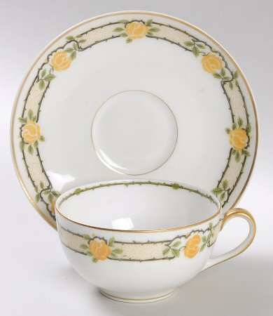 Schleiger 347 Flat Cup & Saucer Set