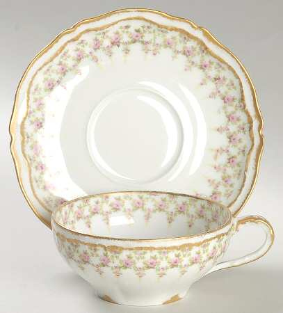 Flat Cup & Saucer Set