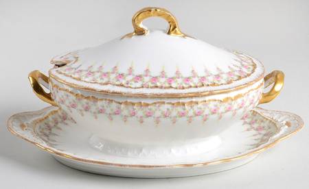 Schleiger 349A Gravy Boat & Lid w/Underplate