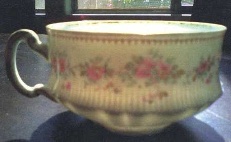 Schleiger 350f Footed Cup