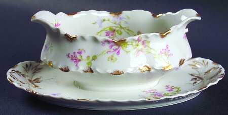 Schleiger 36D Gravy Boat with Attached Underplate