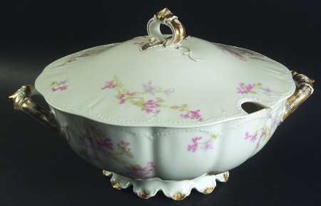 Schleiger 36g Tureen &  Lid