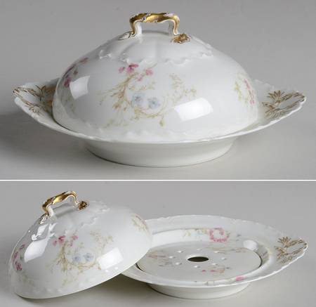 Schleiger 38 Round Covered Butter with Strainer