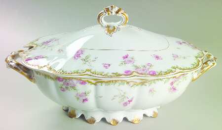 Schleiger 39A Tureen &  Lid
