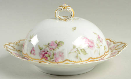 Schleiger 39D Round Covered Butter