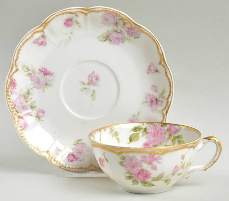 Schleiger 39D Flat Cup & Saucer Set