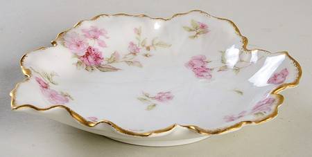 Schleiger 39D 6" Leaf Dish