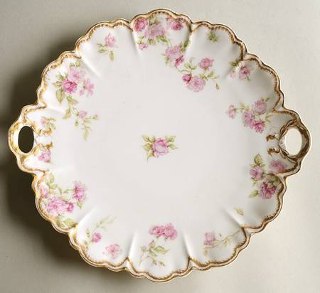 Schleiger 39D Handled Cake Plate