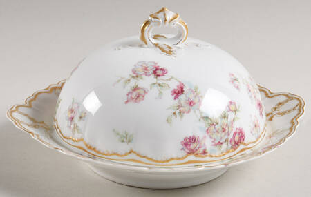 Schleiger 39E Round Covered Butter with Strainer