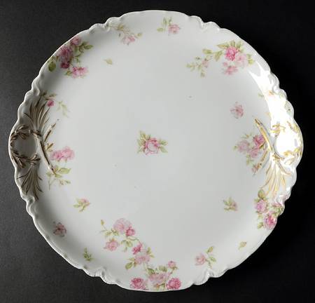 Schleiger 39F Handled Cake Plate