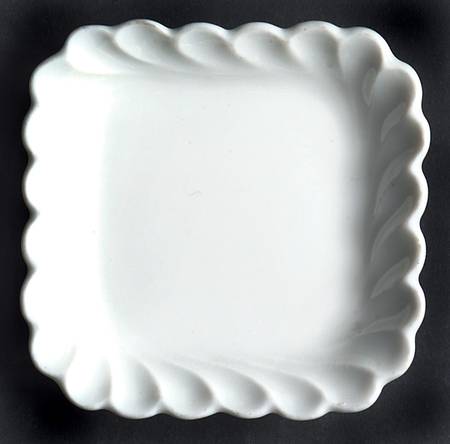 Schleiger 413 (Older, Pre 1950) Butter Pat