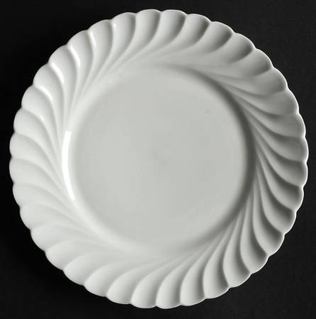 Schleiger 413 (Older, Pre 1950) Luncheon Plate