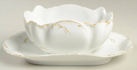 Schleiger 421 Gravy Boat with Attached Underplate