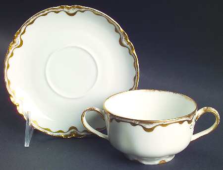 Schleiger 428 Flat Bouillon Cup & Saucer