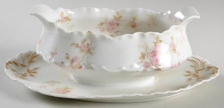 Schleiger 42A Gravy Boat with Attached Underplate