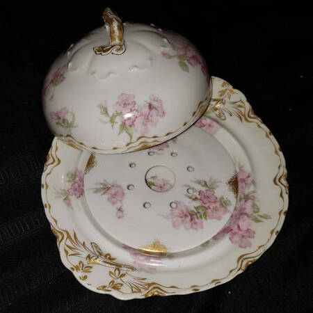 Schleiger 442A Round Covered Butter