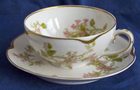 Schleiger 444 Flat Cup & Saucer Set