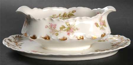 Schleiger 444a Gravy Boat with Attached Underplate