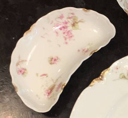 Schleiger 452f Bone Dish