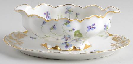 Schleiger 453 Gravy Boat with Attached Underplate