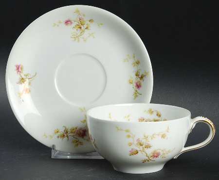 Schleiger 458 Flat Cup & Saucer Set