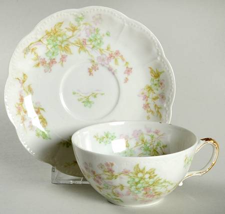 Schleiger 45A Flat Cup & Saucer Set
