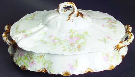 Schleiger 46 Oval Covered Vegetable