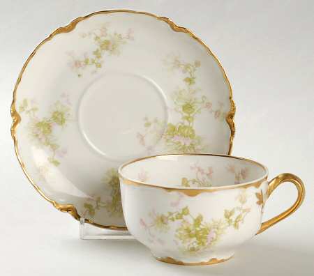 Schleiger 460G Flat Cup & Saucer Set
