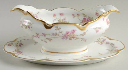 Schleiger 462b Gravy Boat with Attached Underplate by Haviland