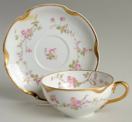 Schleiger 462b Flat Cup & Saucer Set by Haviland