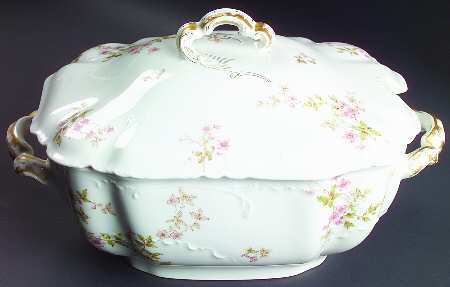 Schleiger 464 Tureen &  Lid