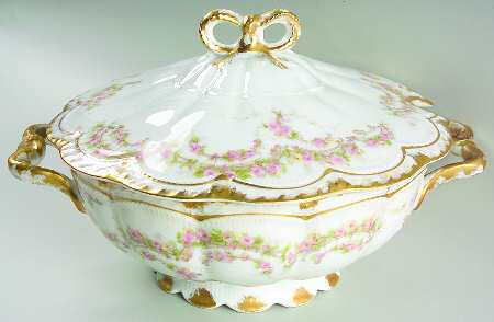 Schleiger 475c Tureen &  Lid