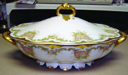 Schleiger 484 Round Covered Vegetable