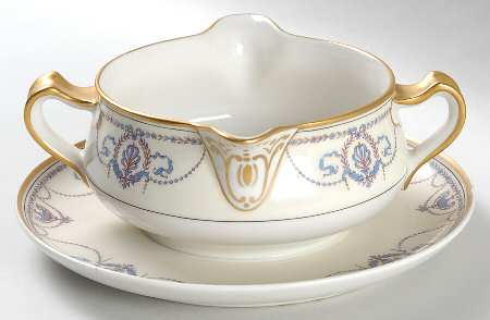 Schleiger 510D Gravy Boat with Attached Underplate