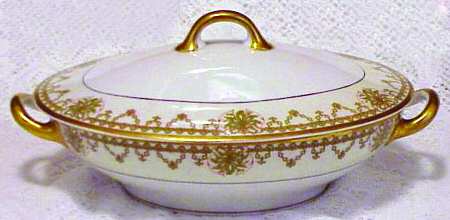 Schleiger 512 Oval Covered Vegetable
