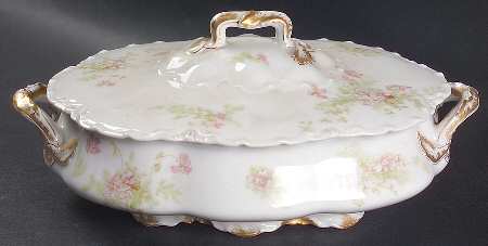 Schleiger 52 Oval Covered Vegetable
