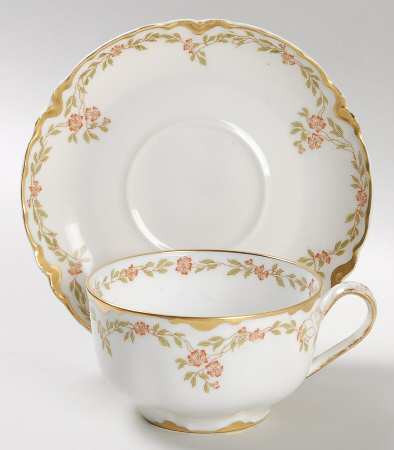 Schleiger 523 Flat Cup & Saucer Set