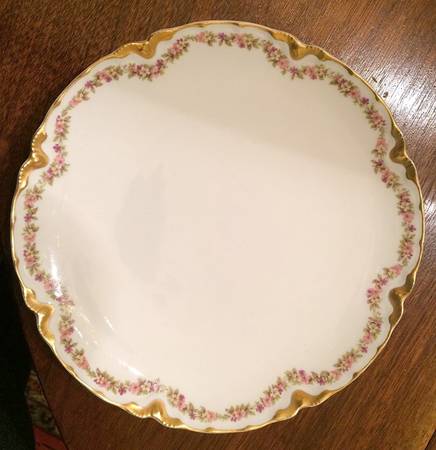 Schleiger 524 Crescent Salad Plate