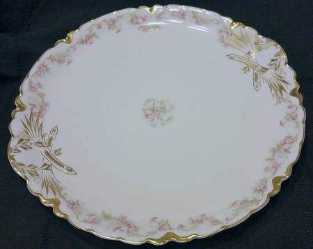 Schleiger 525 Handled Cake Plate