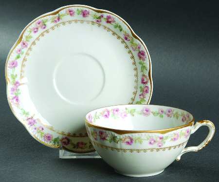 Schleiger 526 Flat Cup & Saucer Set
