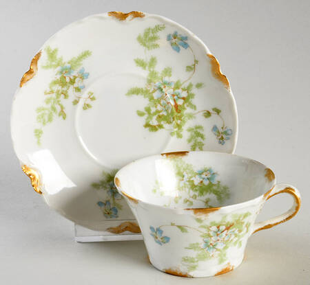 Schleiger 52b Flat Cup & Saucer Set