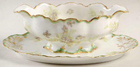Schleiger 52C Gravy Boat with Attached Underplate