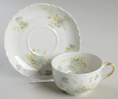 Schleiger 52S Flat Cup & Saucer Set