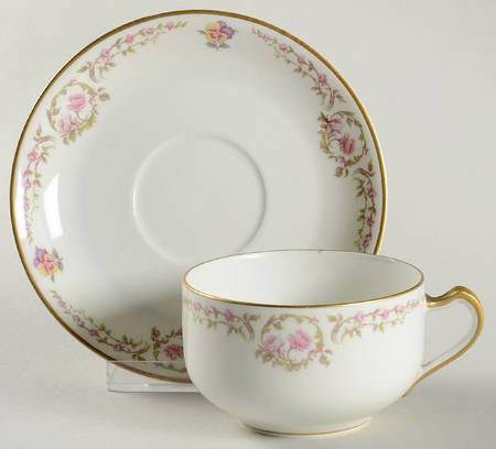 Schleiger 534 Flat Cup & Saucer Set